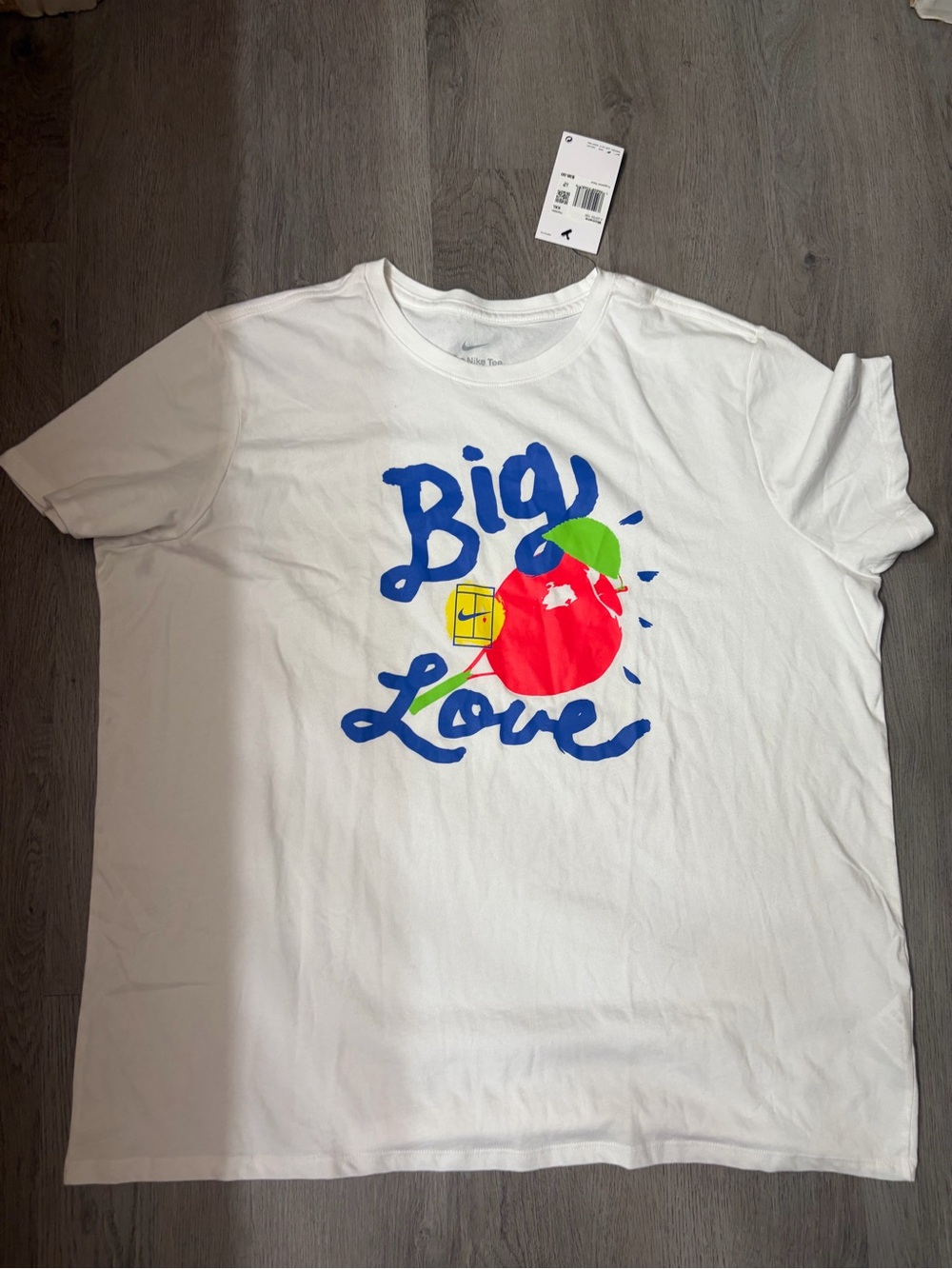 Nike White Short-Sleeve Tee with Blue "Big Love" Script and Red Apple Graphic